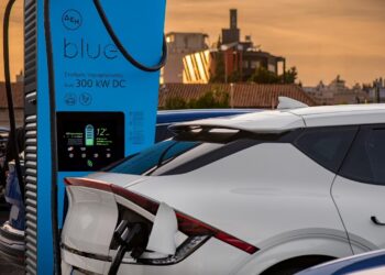 Τρία χρόνια ΔΕΗ blue: Συνεχής ανάπτυξη των «πράσινων» μετακινήσεων -Πάνω από 2.700 σημεία φόρτισης σε Ελλάδα και Ρουμανία (pics)