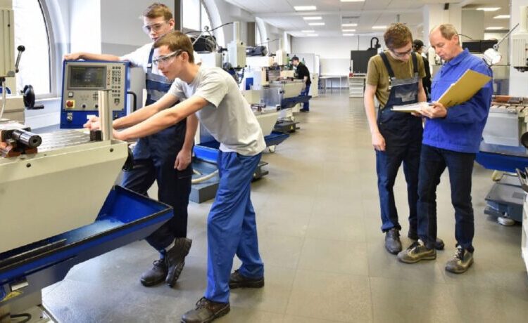 ΔΥΠΑ: Από σήμερα οι αιτήσεις για τις 30 Σχολές Ανώτερης Επαγγελματικής Κατάρτισης