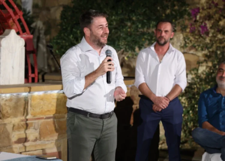 Ανδρουλάκης: «Αγωνίζομαι για να βελτιωθεί η ζωή του ελληνικού λαού και να κάνω την πατρίδα μου πιο ισχυρή»