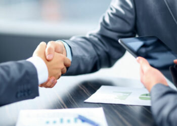 Εξαγορές και συγχωνεύσεις: Deals ύψους 7,3 δισ. από τις αρχές του χρόνου στην Ελλάδα