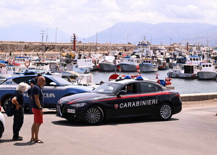 Ιταλία/Nαυάγιο πολυτελούς γιοτ στο Παλέρμο: Ο πρόεδρος της Morgan Stanley International στους αγνοούμενους