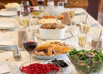 Ακριβότερο το τραπέζι του Δεκαπενταυγούστου: Χωρίς αρνί και κατσίκι – Αυξημένες οι τιμές στα λαχανικά