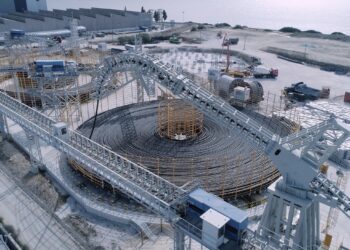 Cenergy Holdings: Στο ζενίθ η ζήτηση για καλώδια υψηλής τάσης