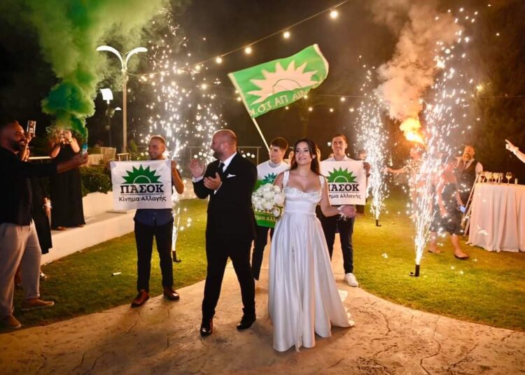 Αγρίνιο: Πιο «ΠΑΣΟΚ» γάμος δεν γίνεται (vid)