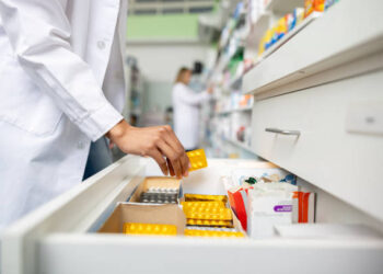 Νέο Δελτίο Τιμών: Αυξήσεις από σήμερα σε 850 φάρμακα και επιβάρυνση 30 εκατ. ευρώ για τους ασφαλισμένους