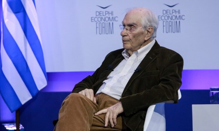 Πέθανε ο καθηγητής φιλοσοφίας και συγγραφέας Χρήστος Γιανναράς