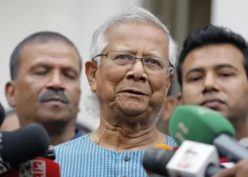 Μοχάμεντ Γιουνούς/Μπανγκλαντές: Τον «τραπεζίτη των φτωχών» προτείνουν οι διαδηλωτές για νέο πρωθυπουργό