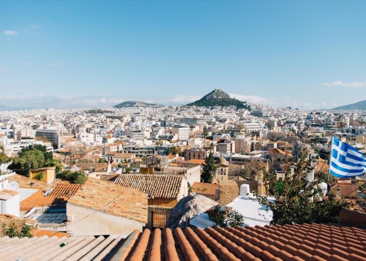 Αθήνα: Συνεχιζόμενη πτώση στις πληρότητες των ξενοδοχείων