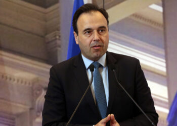 Παπαστεργίου/MyCoast: Έρχεται νέα εφαρμογή και για την παράνομη κατάληψη του δημόσιου χώρου