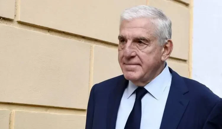 Γιάννος Παπαντωνίου: Ομόφωνα αθώος, λόγω αμφιβολιών, για τις φρεγάτες