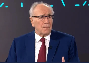 Κωνσταντόπουλος για ΣΥΡΙΖΑ: «Αναιδείς όσοι επικαλούνται την ιστορία της Αριστεράς για να δικαιολογήσουν αυτό το ρεζίλι»