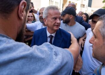 Λίβανος: Ο πρώην διοικητής της Κεντρικής Τράπεζας συνελήφθη για υπόθεση υπεξαίρεσης