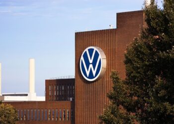 Γερμανία/Volkswagen: 25 Σεπτεμβρίου ξεκινούν οι διαπραγματεύσεις διοίκησης – εργαζομένων για το μέλλον των εργοστασίων