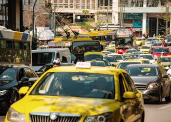 Ανασφάλιστα οχήματα: Τσουνάμι ελέγχων και τσουχτερά πρόστιμα