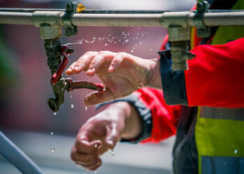 Τα μέτρα του ΥΠΕΝ για τη λειψυδρία: Η Αθήνα έχασε 400 εκατ. κυβικά νερού σε δύο χρόνια λόγω ανομβρίας