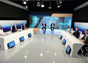 Debate/ΠΑΣΟΚ: Ένα ντιμπέιτ που θα μείνει αξέχαστο- Όλοι εναντίον όλων