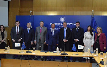 Ευρωπαϊκή Τράπεζα Επενδύσεων/Σταϊκούρας: Υπεγράφη σύμβαση για την υποστήριξη από την ΕΤΕπ του ελληνικού σιδηροδρόμου