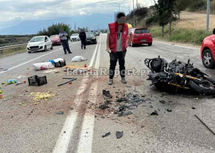 Τροχαίο δυστύχημα στη Λαμία: Θρήνος για τον χαμό του γιατρού που σκοτώθηκε ενώ γυρνούσε από εφημερία