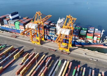 ΕΕ: Υψηλά ελλείμματα έως το 2029 βλέπει το ΔΝΤ