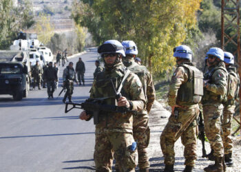 Ισραηλινή εισβολή στο Λίβανο: Παγώνουν οι επιχειρήσεις των Κυανόκρανων στα νότια της χώρας