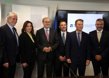 Έπεσαν οι υπογραφές για τη Μαρίνα Μεγάλων Σκαφών στην Κέρκυρα