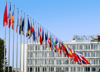 Αλβανία/ΕΕ: Ξεκινά στις 15 Οκτωβρίου τις ενταξιακές διαπραγματεύσεις