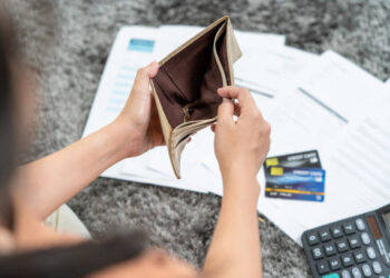 Ληξιπρόθεσμα χρέη: Απλήρωτοι φόροι 3,7 δισ. στο επτάμηνο του 2024 – Στα 107 δισ. ευρώ τα συνολικά «φέσια»