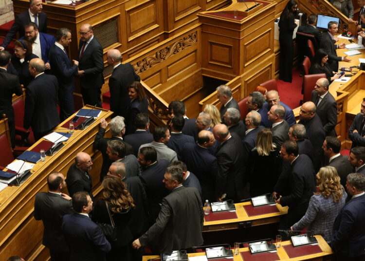 Βουλή: «Πέρασε» με συντριπτική πλειοψηφία ο προϋπολογισμός 2025