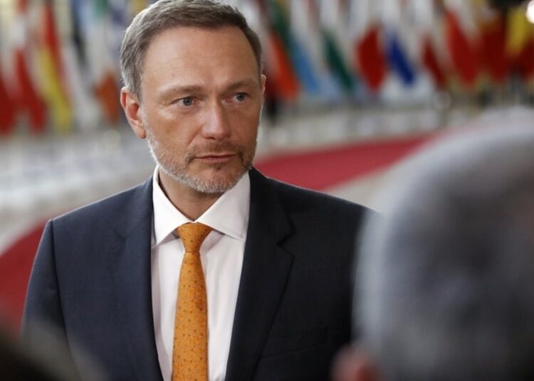 Γερμανία: Για «εξαπάτηση» κατηγόρησε τον καγκελάριο Σολτς ο Λίντνερ