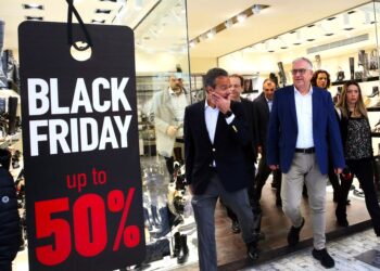 Black Friday: Αυτοψία Θεοδωρικάκου – «Κανένα περιθώριο για παραπλανητικές εκπτώσεις»