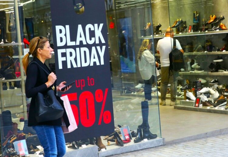 BLACK FRIDAY / ΑΠΕ-ΜΠΕ/ΟΡΕΣΤΗΣ ΠΑΝΑΓΙΩΤΟΥ