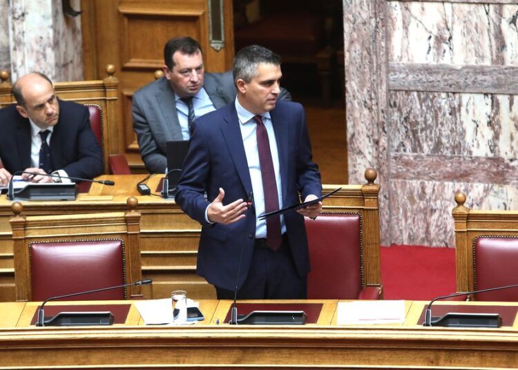 Φορολογικό νομοσχέδιο: «Στόχος μας τα φορολογικά έσοδα να προέρχονται από λιγότερους φόρους»