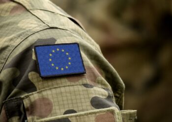 «Εφιαλτικές» οι προβλέψεις του Bruegel για ΕΕ: Σε αναζήτηση 500 δισ. ευρώ για αμυντικές δαπάνες στην επόμενη πενταετία