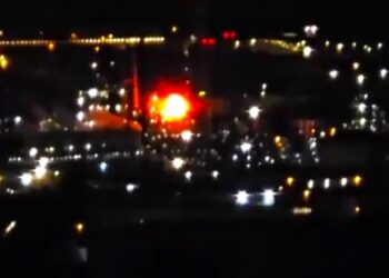 Tουρκία: Έκρηξη σε διυλιστήριο της Σμύρνης (video)