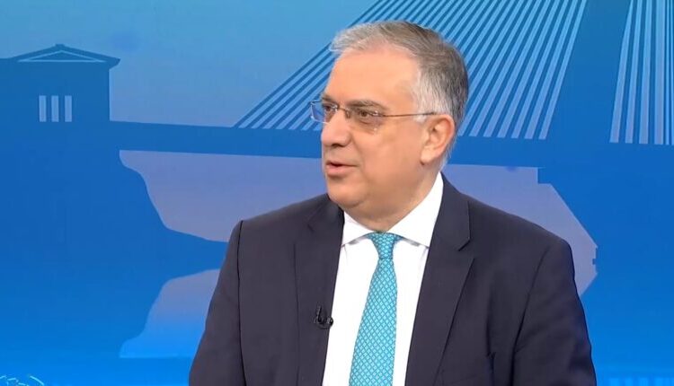 Θεοδωρικάκος: Δε θα σταματήσουμε την προσπάθεια για την αποκλιμάκωση των τιμών