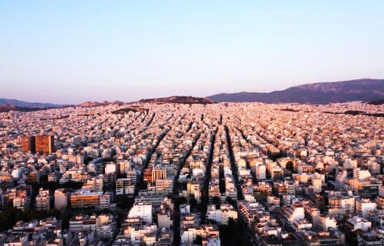 Όλες οι μειώσεις φόρων για τους ιδιοκτήτες ακινήτων το 2025 – Οι «κοφτές» στις βραχυχρόνιες μισθώσεις