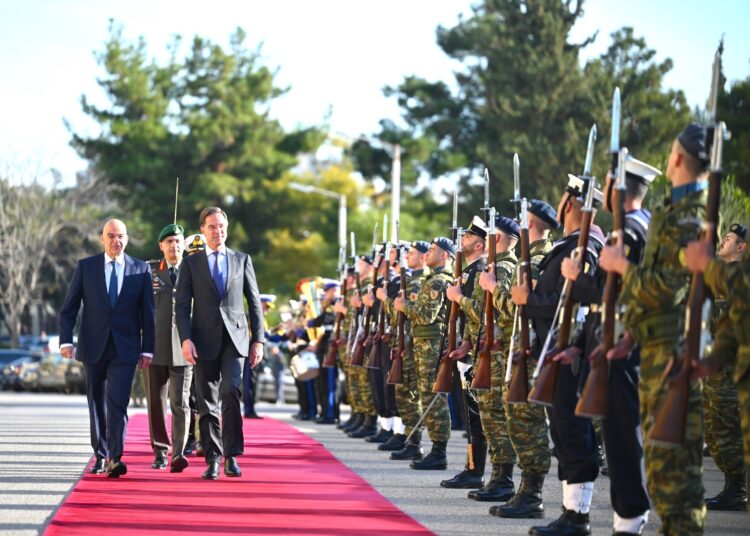 Δένδιας-Ρούτε: Ο ρόλος της Ελλάδας ως πυλώνας σταθερότητας και ασφάλειας στην Α.Μεσόγειο στο επίκεντρο