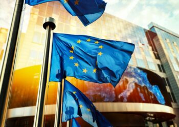 Ενισχύεται το επίδομα ανεργίας με πόρους 1,8 δισ. ευρώ από το Ταμείο Ανάκαμψης