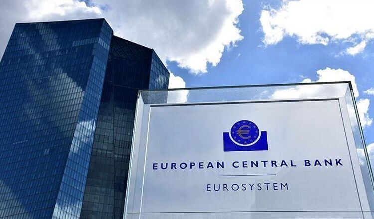 Η ΕΚΤ αποτιμά τον «όλεθρο» σε περίπτωση ισοτιμίας ευρώ – δολαρίου