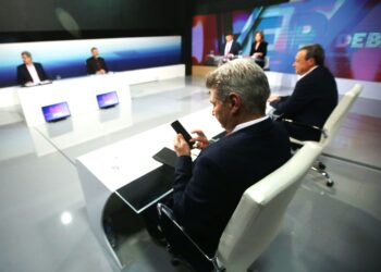 Debate: Οι θέσεις των υποψηφίων του ΣΥΡΙΖΑ για την οικονομία