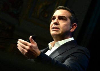 Γραπτή παρέμβαση Τσίπρα με εκατέρωθεν αιχμές σε ΠΑΣΟΚ-ΣΥΡΙΖΑ και Κασσελάκη