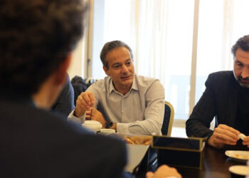 Περιοδεία Σταύρου Καφούνη και Δώρου Καπράλου στις Τοπικές Αγορές της Περιφέρειας