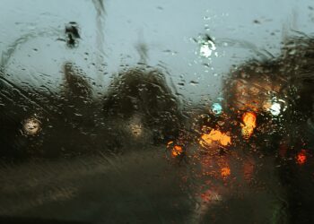 Σε ισχύ το έκτακτο της ΕΜΥ/ Live: Ήχησε το 112 για 6 περιοχές- Χιόνισε σε Κοζάνη, Φλώρινα και Γρεβενά- Οι περιοχές που θα βρεθούν στο επίκεντρο της κακοκαιρίας