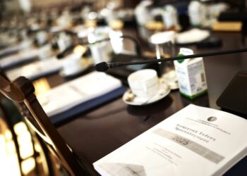 Υπουργικό Συμβούλιο: Παρουσιάστηκαν 12 μειώσεις φόρων και 12 αυξήσεις αποδοχών