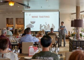 Ιαπωνικό τουριστικό περιοδικό: Τώρα είναι η ώρα να επισκεφθείτε την Ελλάδα