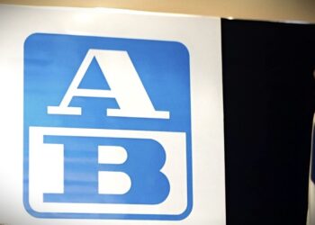 ΑΒ Βασιλόπουλος: Το δίκτυο franchise που κυριαρχεί στην Ελλάδα