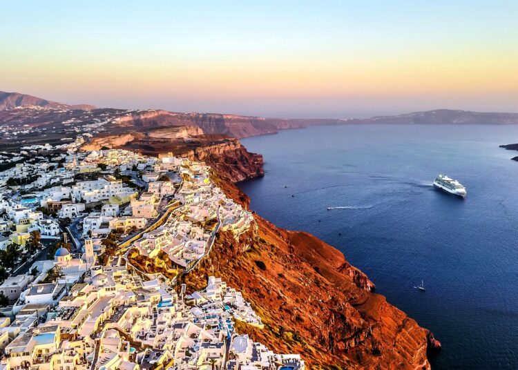 Global Traveler Awards 2024: Αδιαφιλονίκητη «Βασίλισσα» τουρισμού στις ΗΠΑ για 4η συνεχή χρονιά η Ελλάδα