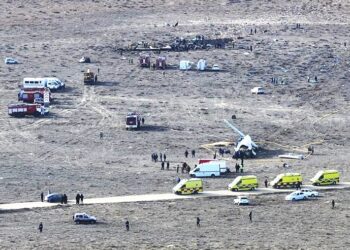 Καζακστάν: Αεροπορική τραγωδία με 38 νεκρούς – Το χρονικό  (φωτορεπορτάζ)