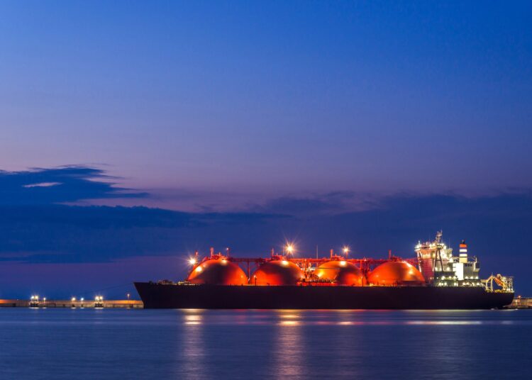Αβέβαιο το 2025 για τα LNG carriers: Πτώση ναύλων και εισαγωγών