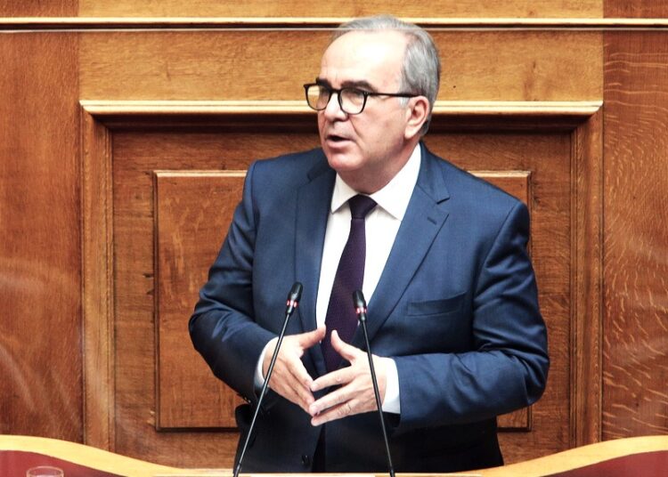 Παπαθανάσης: «Ο πιο αναπτυξιακός προϋπολογισμός των τελευταίων 15 χρόνων»